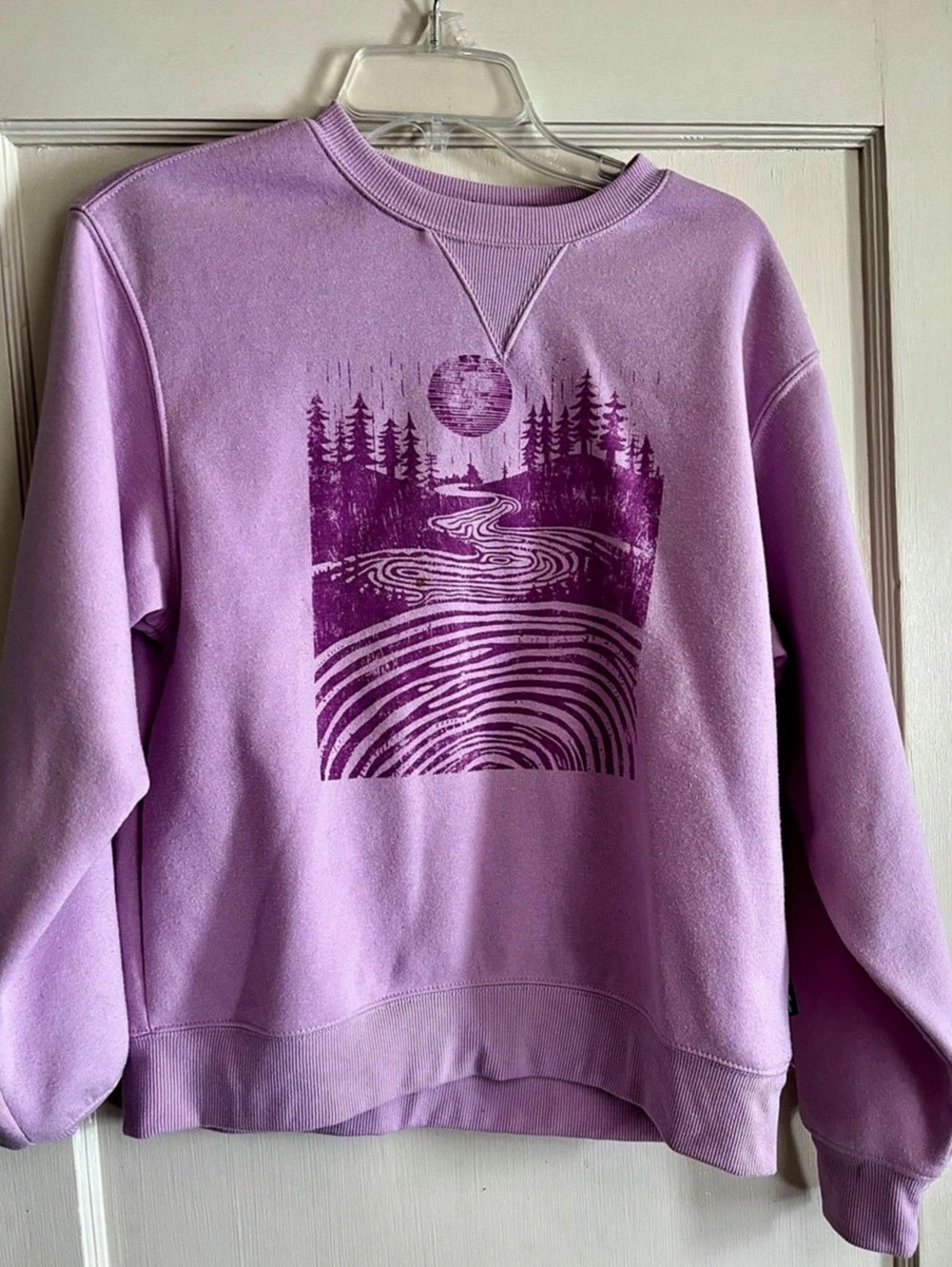 Eddie Bauer Graphic Sweatshirt in Purple Size Small